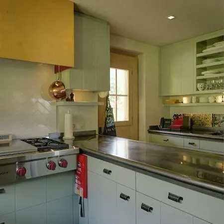 Luxury Chalet In Rougemont, 5 Bedrooms & Sauna Appartement