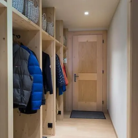 Appartement Luxury Chalet In Rougemont, 5 Bedrooms & Sauna Rougemont