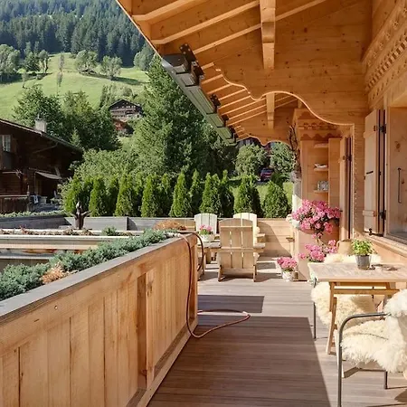 Luxury Chalet In Rougemont, 5 Bedrooms & Sauna